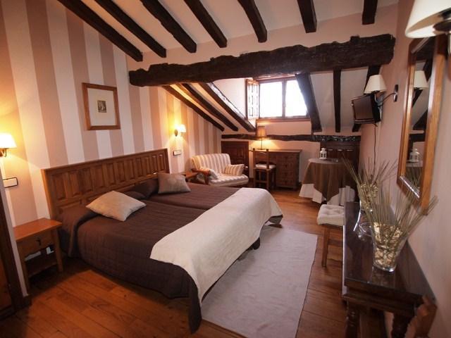 Posada Santa Juliana Santillana del Mar Room photo
